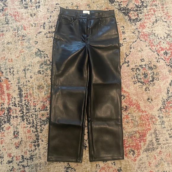 NWOT Cropped Aritzia Melina Pants - Picture 1 of 4
